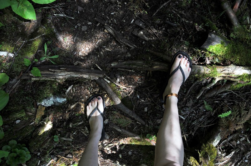 hiking flip flops