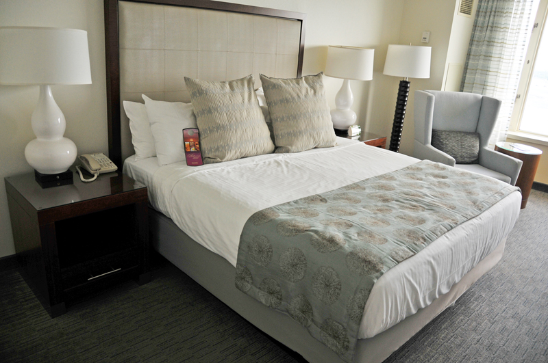 fallsview casino resort rooms